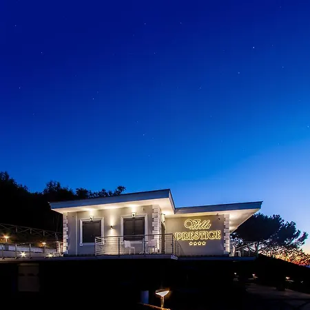 Prestige Alojamento de Acomodação e Pequeno-almoço 4*